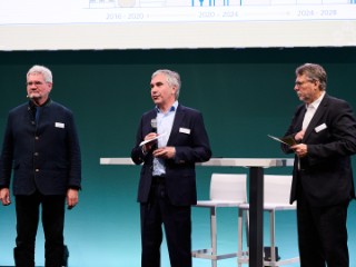 Begrüßung durch die Carbon2Chem®-Koordinatoren: Prof. Robert Schlögl, Dr. Markus Oles und Prof. Görge Deerberg.